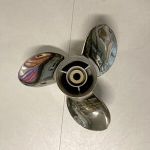 Yamaha Reliance 13 3/4 x 21